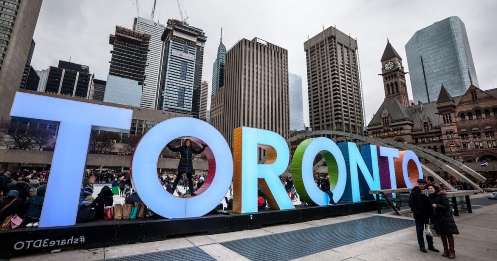19 things to know before moving to Toronto
