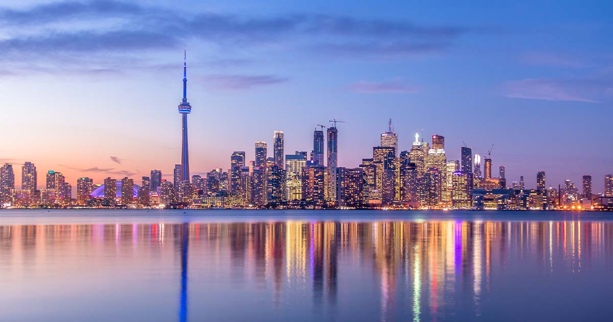 Moving to Toronto | Destination Guide | Moving2Canada