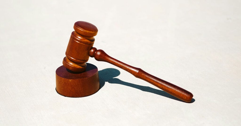 Immigration lawyers take Canadian government to court over immigrants’ right to legal counsel