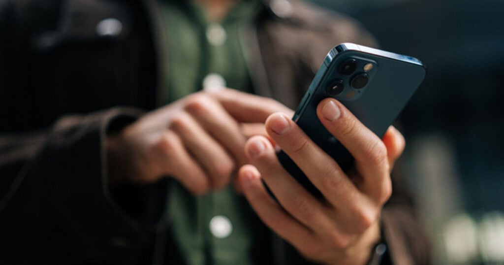 New CRTC Investigation Could Stop Extra Phone Fees in Canada