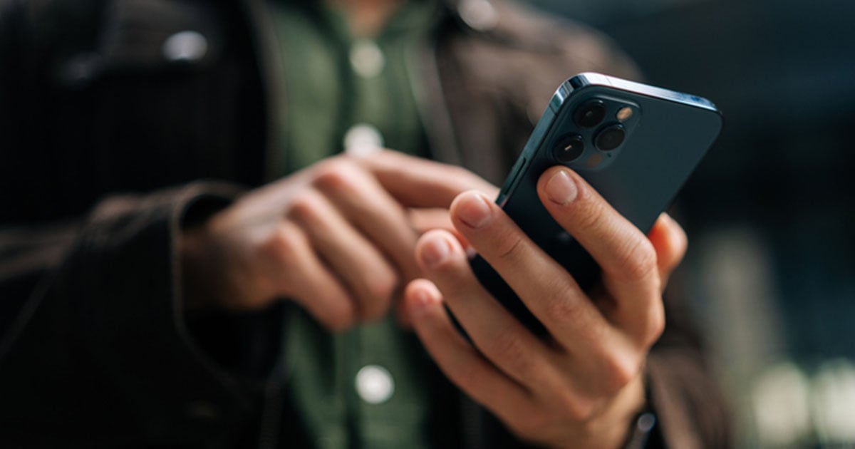 Image for New CRTC Investigation Could Stop Extra Phone Fees in Canada