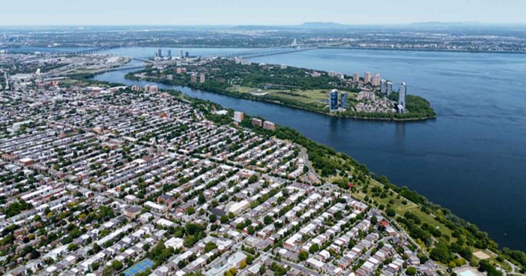 Canada&rsquo;s Population Is Growing Again: Reaching a Record 41.8 Million